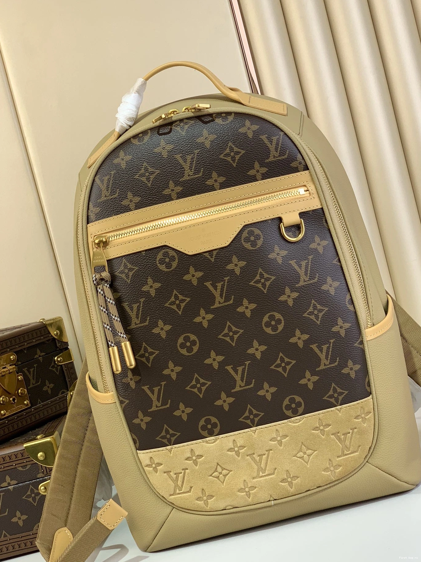 Frstbag ru Vuitton Ooutdoor Louis Backpack-44&19*31CM 0801